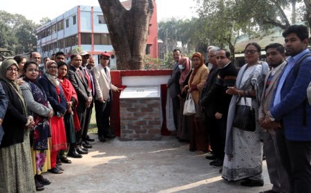 বাকৃবির ছয়তলা বিশিষ্ট গবেষণা ভবনের ভিত্তিপ্রস্তর স্থাপন