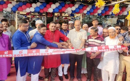 নড়াইলে ‘বন্ড ক্লোথিং’ হাউজের যাত্রা শুরু