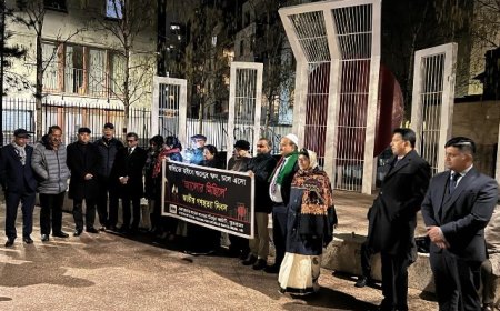 গণহত্যা দিবসে লন্ডনে নির্মূল কমিটির আলোর সমাবেশ