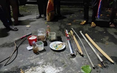রাতভর অভিযানে ছাত্রলীগের কক্ষ থেকে বিপুল মাদকদ্রব্য উদ্ধার