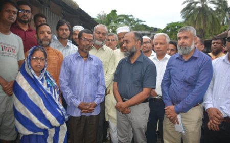 জুলাই বিপ্লবে নিহত হৃদয় তরুয়ার বাড়িতে পবিপ্রবি উপাচার্য