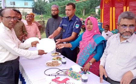 জাতীয় স্কুল, মাদ্রাসা ও কারিগরি শিক্ষা ক্রীড়া পুরস্কার বিতরণ