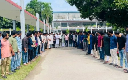 নিষেধাজ্ঞার প্রজ্ঞাপন বহাল, তবু বাকৃবিতে প্রকাশ্যে রাজনীতি