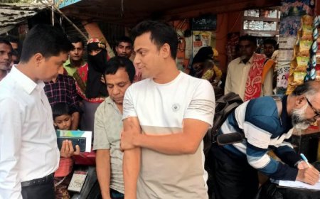 নড়াইলে নিষিদ্ধ পলিথিন বিক্রিতে ৪ ব্যবসায়ীকে জরিমানা