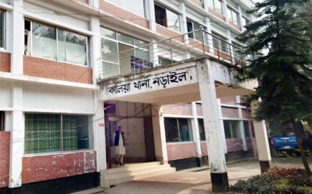'নড়াইলে ছাত্রীকে আটকে রেখে যৌন নির্যাতনের ঘটনা নাটকীয়'!