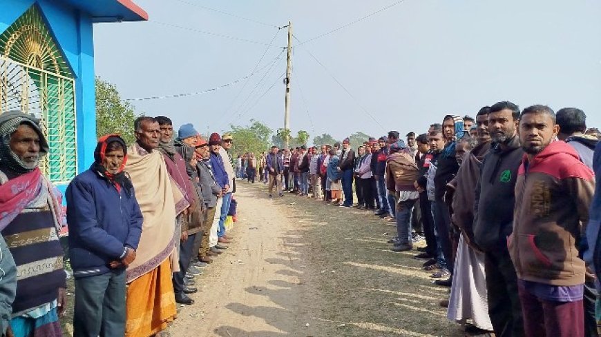 মন্দিরের জমি দখলের অপচেষ্টার প্রতিবাদে সমাবেশ ও মানববন্ধন