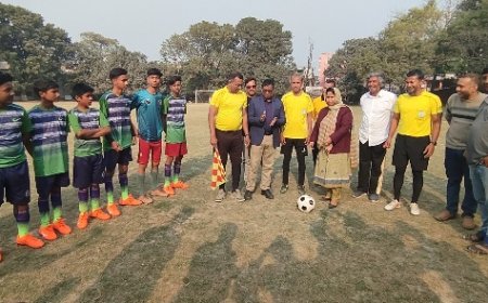 চাঁপাইনবাবগঞ্জে আন্তঃ ইউনিয়ন ফুটবল টুর্নামেন্টের উদ্বোধন