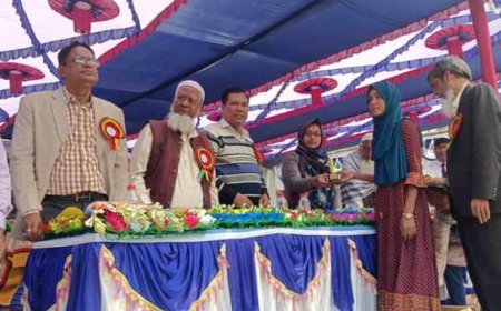 এসএসসি পরিক্ষার্থীদের বিদায় ও কৃতি শিক্ষার্থীদের সংবর্ধনা
