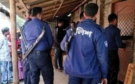 পরকিয়ার অভিযোগে কবিরাজকে কুপিয়ে হত্যা গোমস্তাপুরে
