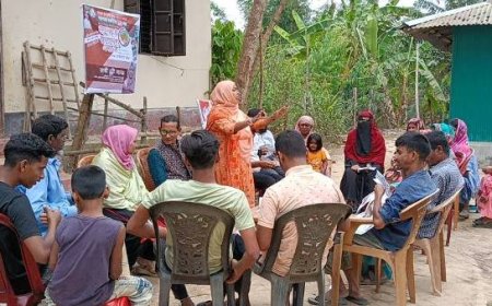 যুদ্ধ বন্ধের দাবিতে নতুনধারার গণস্বাক্ষর ও উঠান বৈঠক