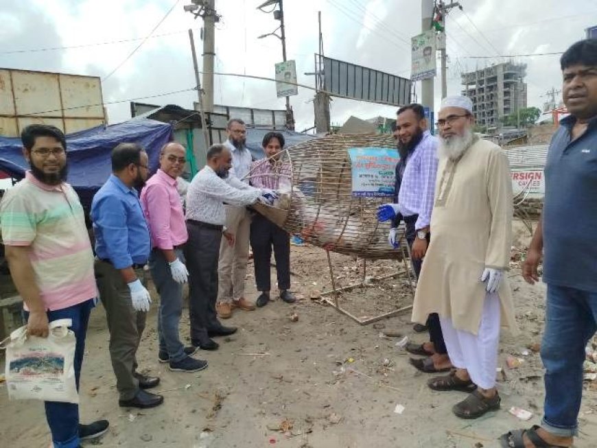 পবিপ্রবির উদ্যোগে সমুদ্রসৈকতে পরিচ্ছন্নতা কার্যক্রম
