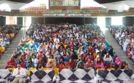 কেবি কলেজে এইচএসসি পরীক্ষার্থীদের বিদায় সংবর্ধনা