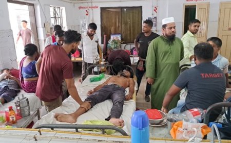 নড়াইলে সড়ক দুর্ঘটনায় স্কুলছাত্র নিহত, আহত ৬ 