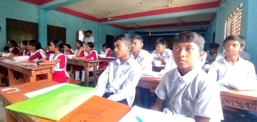 নড়াইলে কৈশোরবান্ধব স্বাস্থ্যসেবা বিষয়ক আলোচনা সভা