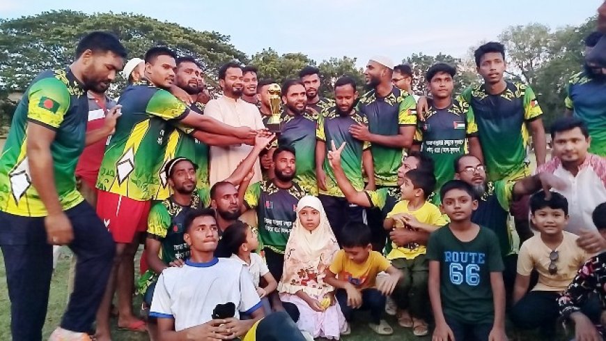 নড়াইলে ‘জুলাই বিপ্লব চ্যাম্পিয়ন ট্রফি’ ফুটবল টুর্নামেন্ট অনুষ্ঠিত