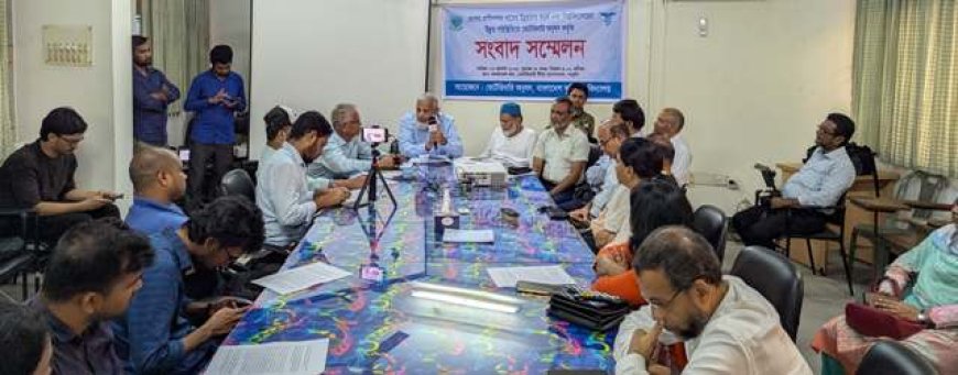 "প্রাণিসম্পদের উন্নয়নে কম্বাইন্ড ডিগ্রি অপরিহার্য"