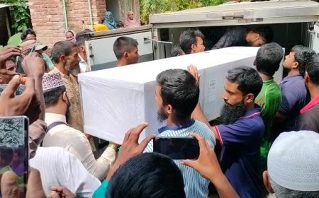 মালয়েশিয়ায় সড়ক দুর্ঘটনায় নিহত দুই বাংলাদেশীর দাফন