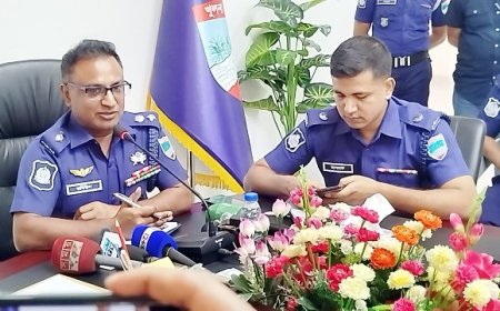 নড়াইলে সাংবাদিকদের সঙ্গে পুলিশ সুপারের মতবিনিময়