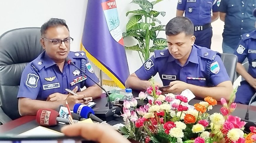 নড়াইলে সাংবাদিকদের সঙ্গে পুলিশ সুপারের মতবিনিময়