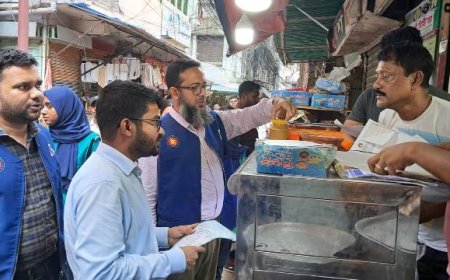 রাজশাহীতে অনুমোদনবিহীন দই-মিষ্টি বিক্রেতাকে জরিমানা