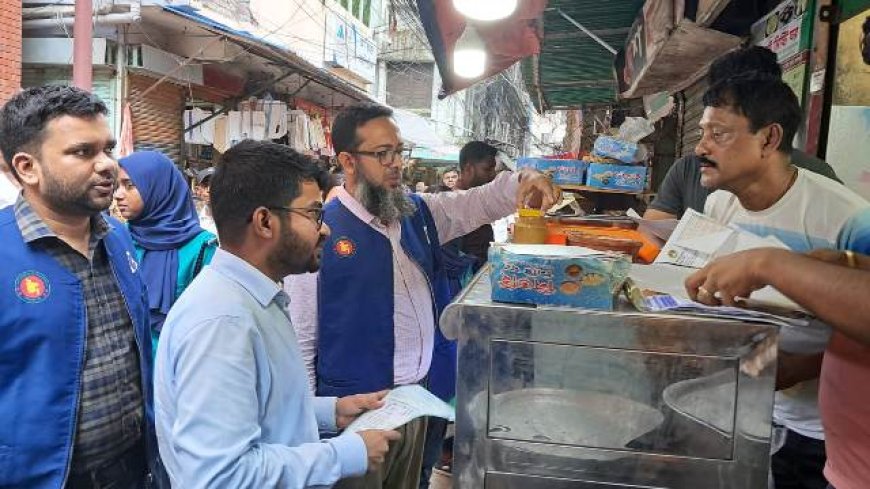 রাজশাহীতে অনুমোদনবিহীন দই-মিষ্টি বিক্রেতাকে জরিমানা