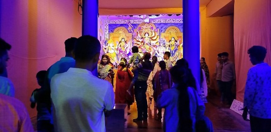 ১৫টি মসজিদ-মন্দিরের পাশাপাশি অবস্থান, নেই কোন বিদ্বেষ