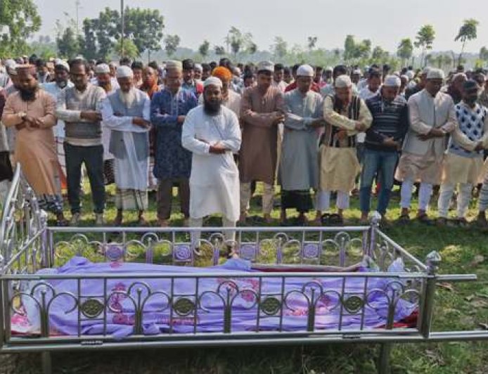 সময় টিভির সহযোগী প্রযোজক সজলের দাফন সম্পন্ন