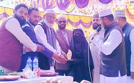 ফাতেমা (রাঃ) মাদরাসার ক্রীড়া প্রতিযোগিতা ও পুরস্কার বিতরণ