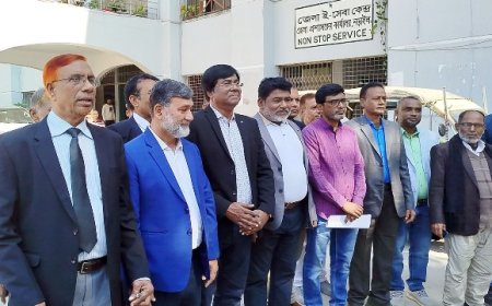 বিএনপি প্রার্থী জাহাঙ্গীর আলমের পক্ষে মনোনয়নপত্র সংগ্রহ