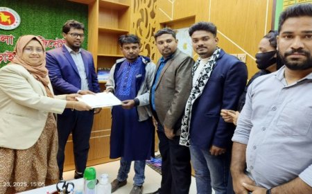 নড়াইল-২ আসনে গণঅধিকার প্রার্থী ইসলামের মনোনয়নপত্র সংগ্রহ