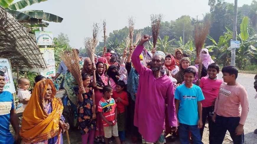 ভ্যানচালক হান্নানের খুনিদের বিচার দাবিতে বিক্ষোভ ও মানববন্ধন