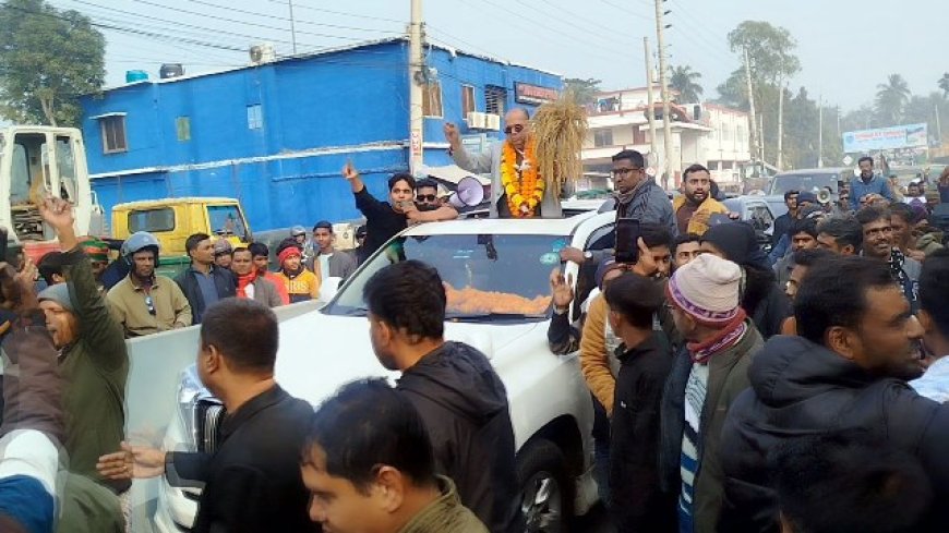 নড়াইল-২ আসনে বিএনপির প্রার্থী ড. ফরহাদকে গণসংবর্ধনা