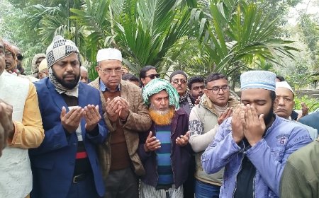 সাবেক এমপির কবর জিয়ারত বিএনপির প্রার্থী ড. ফরহাদের