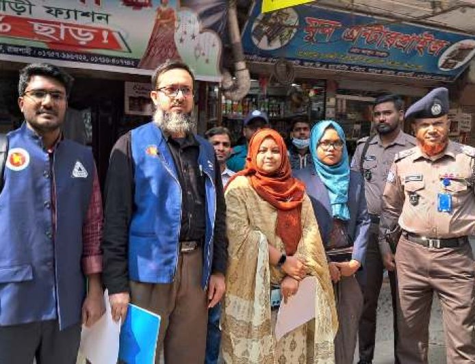 অনুমোদনবিহীন বিদেশী ‘চকলেট ও লজেন্স’ বিক্রি করায় জরিমানা