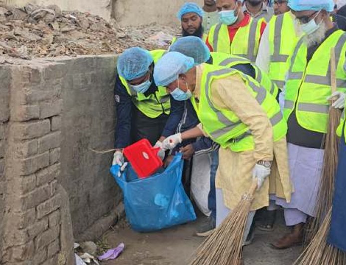 পরিবেশ সুরক্ষায় সম্মিলিত উদ্যোগের আহ্বান এমপি বুলবুলের