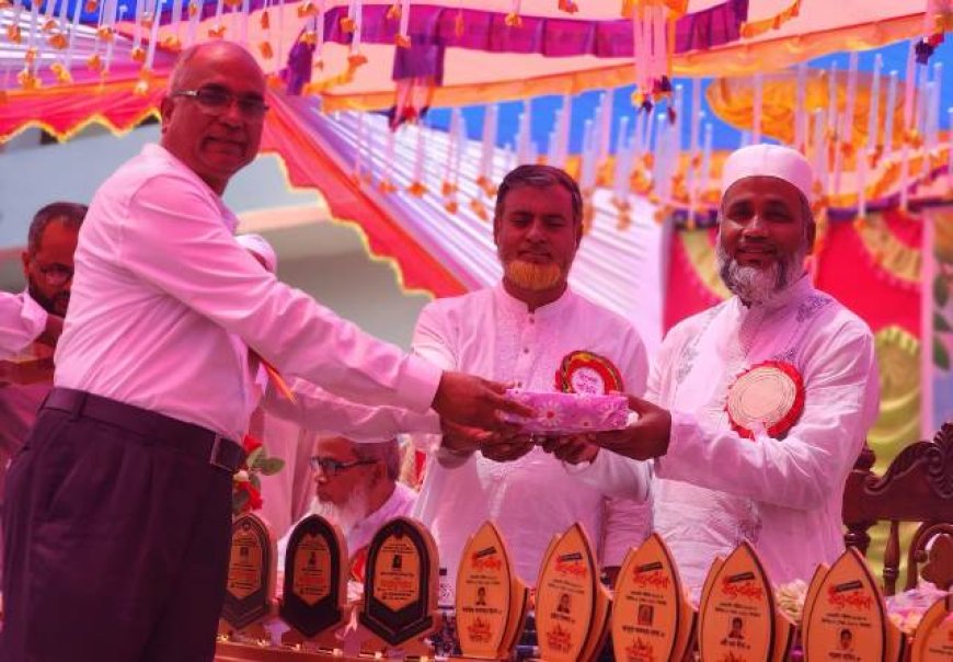 গোমস্তাপুরে তিনদিন ব্যাপি ভূমিসেবা মেলা অনুষ্ঠিত  