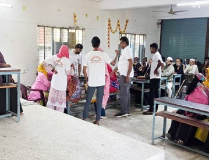 তরফদার বাড়ির উদ্যোগে বিনামূল্যে ওষুধ প্রদান ও চিকিৎসাসেবা