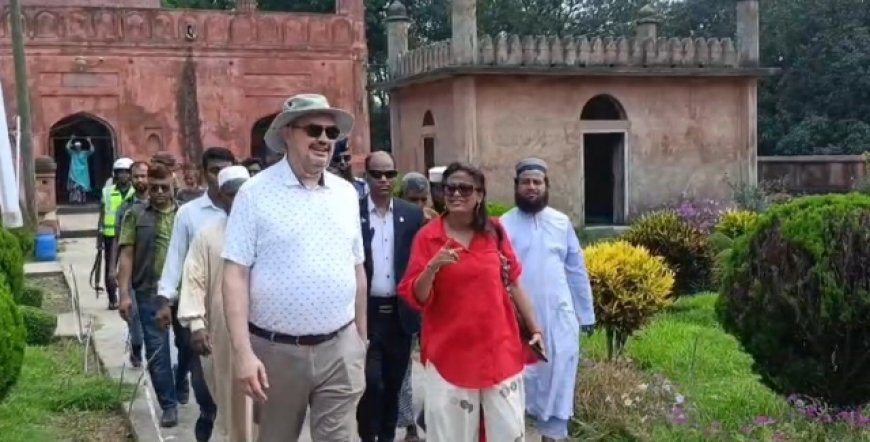 মার্কিন রাষ্ট্রদূতের স্থলবন্দর ও গৌড়ের স্থাপনা পরিদর্শন