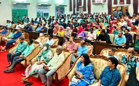 নবীনবরণের মাধ্যমে কম্বাইন্ড ডিগ্রীর প্রথম ব্যাচের যাত্রা শুরু 